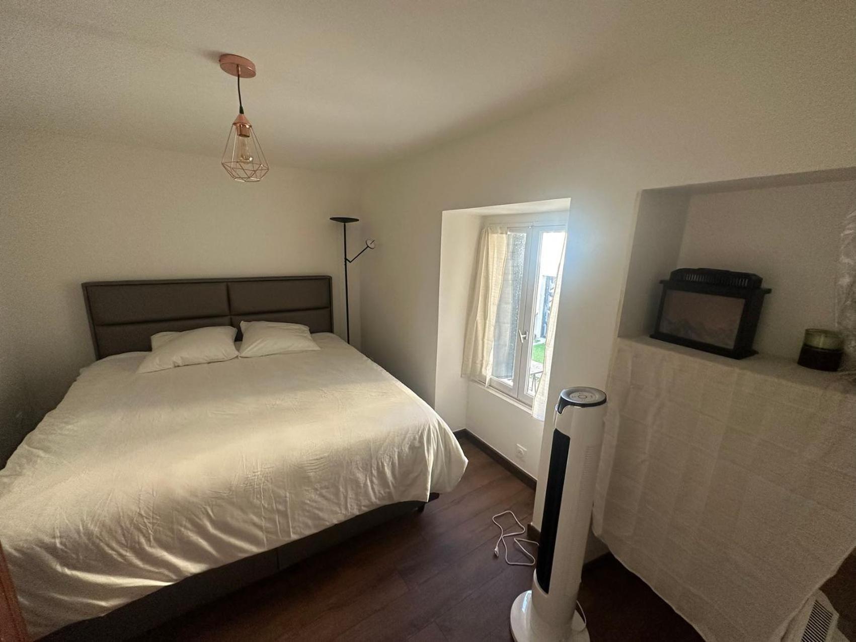 Appartement Calme Moderne Proche De Disneyland Wifi & Cafe Gratuit & Arrivee Autonome Bussy-Saint-Georges Bagian luar foto