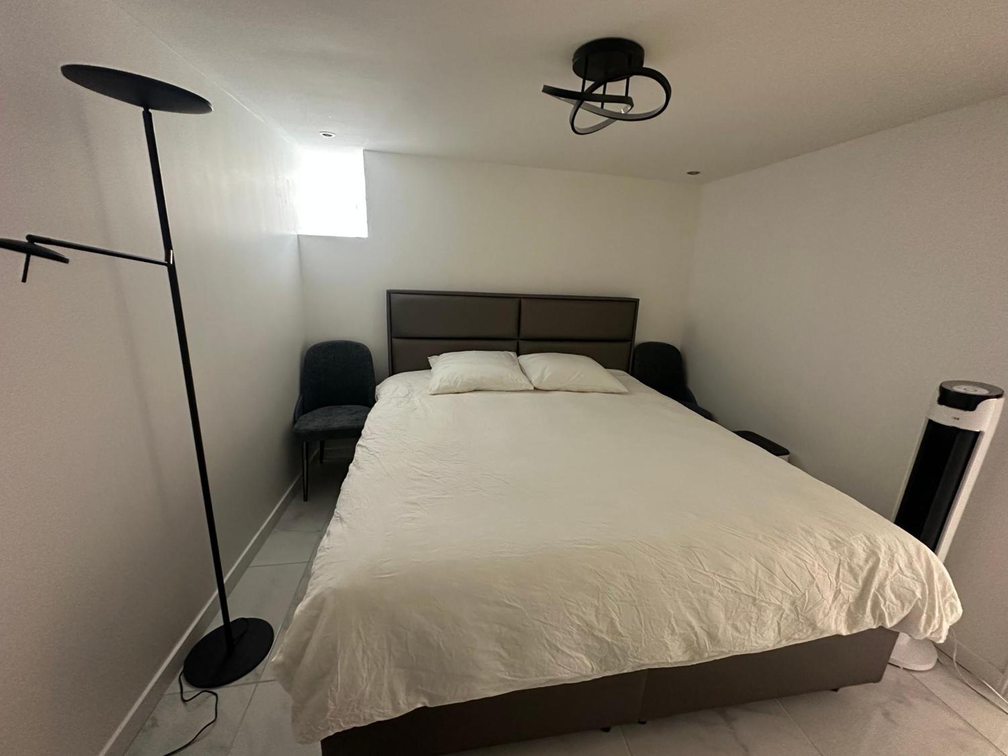 Appartement Calme Moderne Proche De Disneyland Wifi & Cafe Gratuit & Arrivee Autonome Bussy-Saint-Georges Bagian luar foto