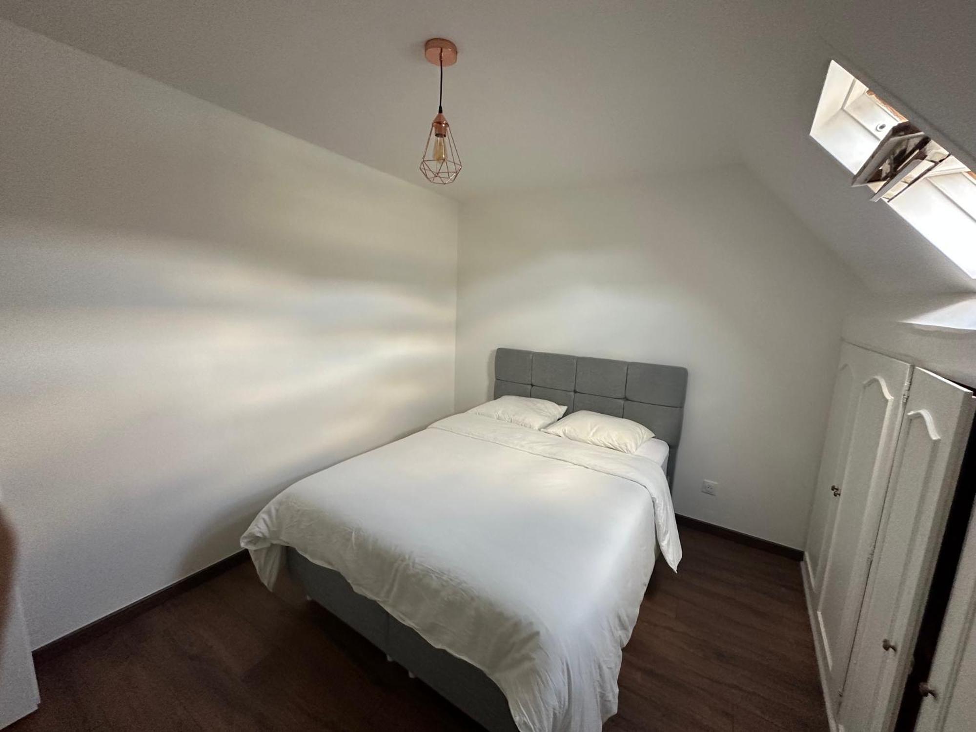 Appartement Calme Moderne Proche De Disneyland Wifi & Cafe Gratuit & Arrivee Autonome Bussy-Saint-Georges Bagian luar foto